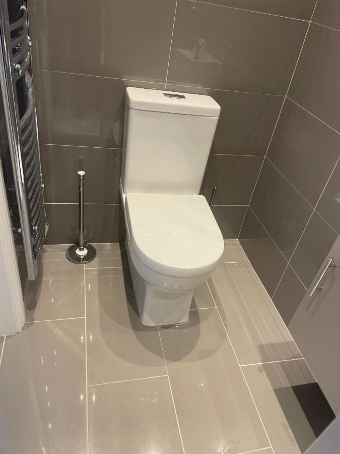 17 Eastgate Villa Cowbridge Bagian luar foto